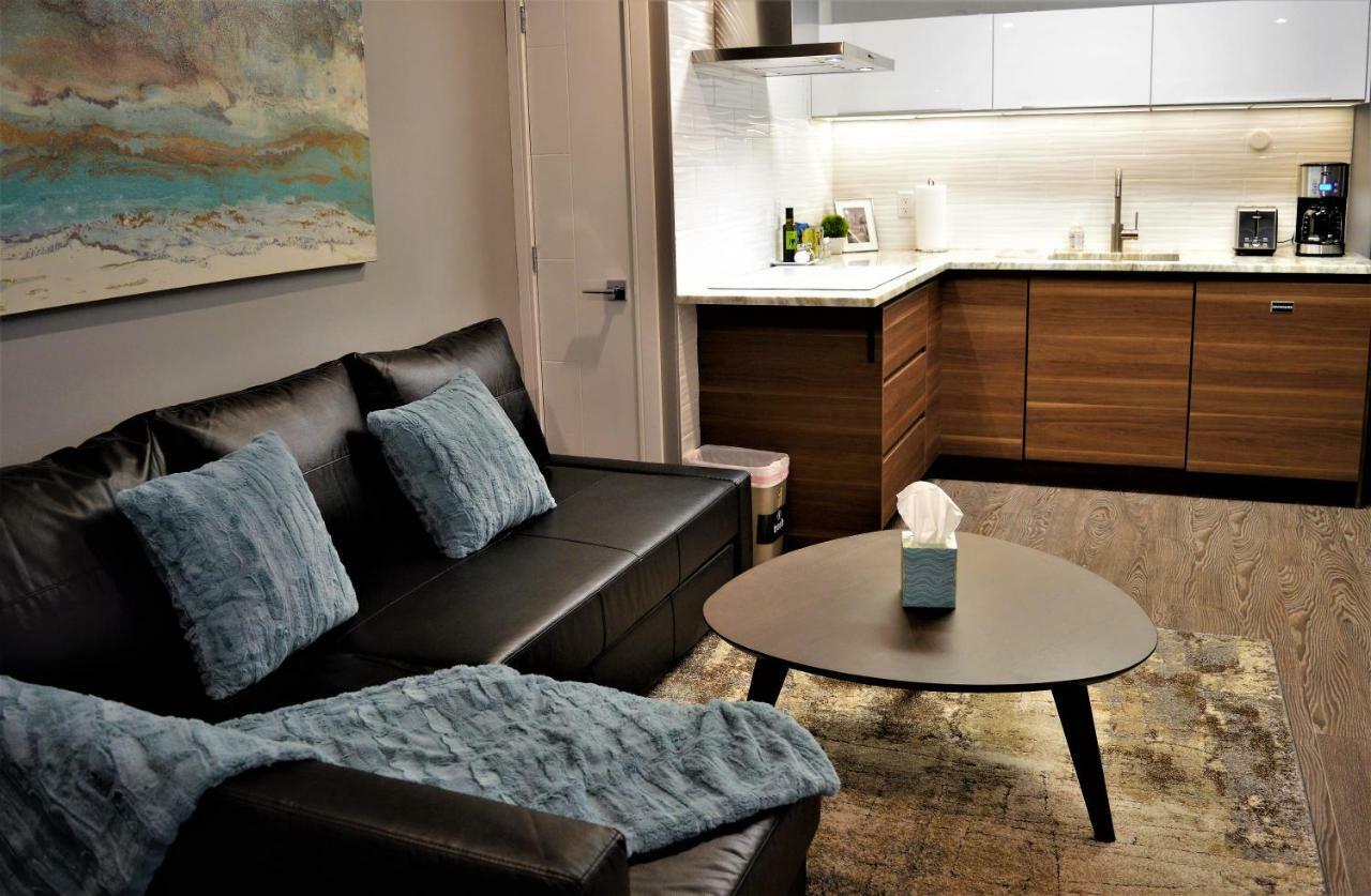Simply Luxury Stays Отава Екстериор снимка